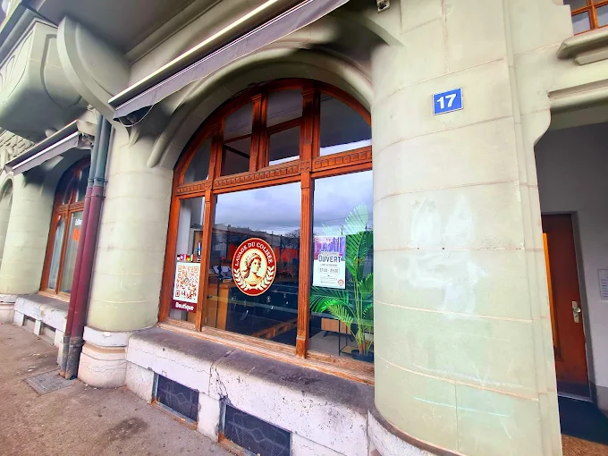 Façade de la laverie, Avenue du Midi 17